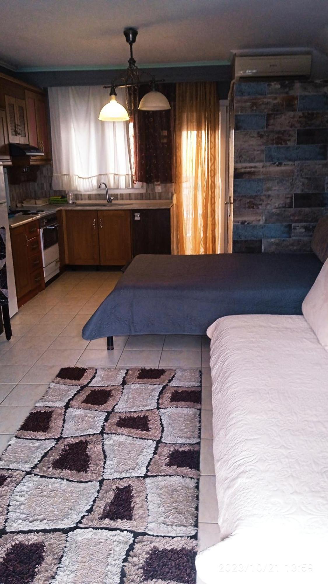 Roses Apartments 尼亚米卡尼奥纳 外观 照片
