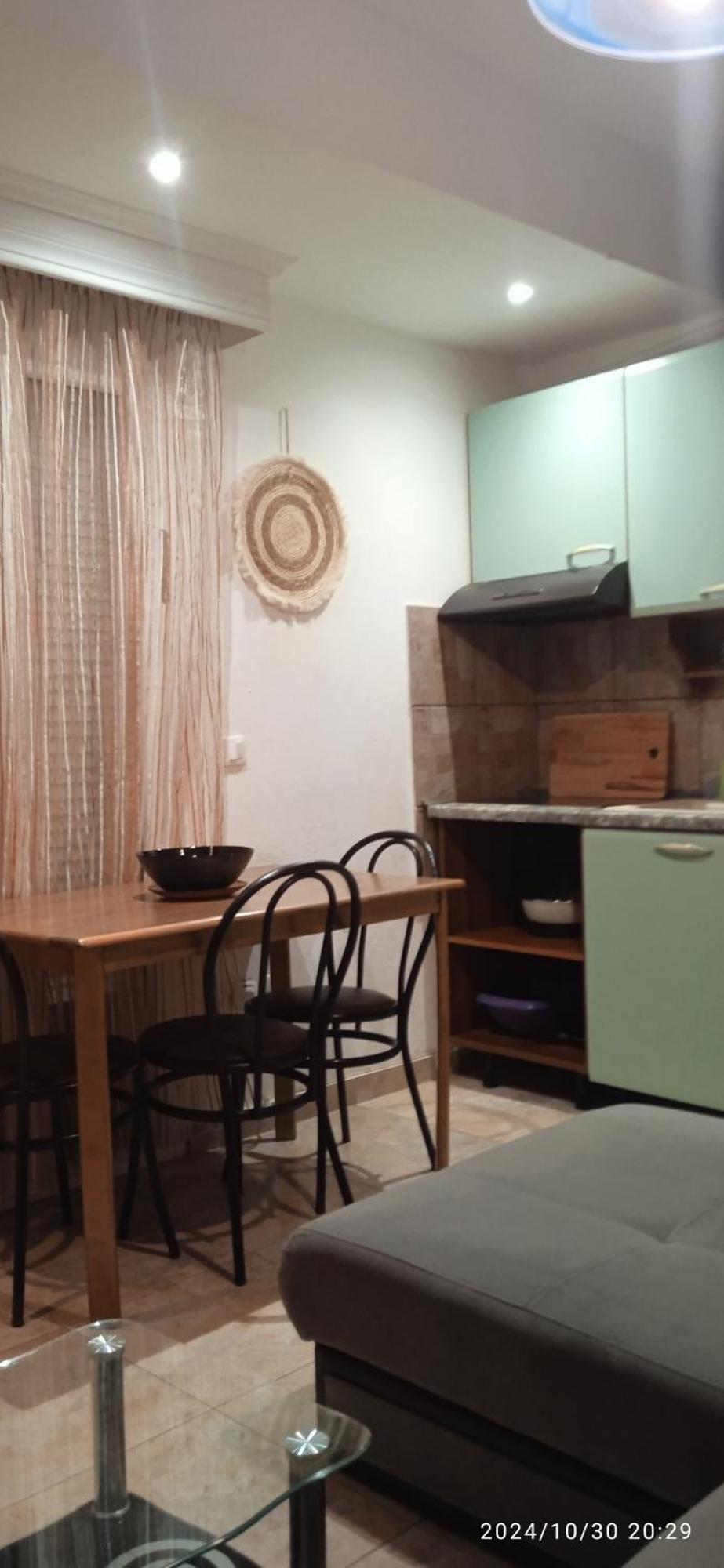 Roses Apartments 尼亚米卡尼奥纳 外观 照片