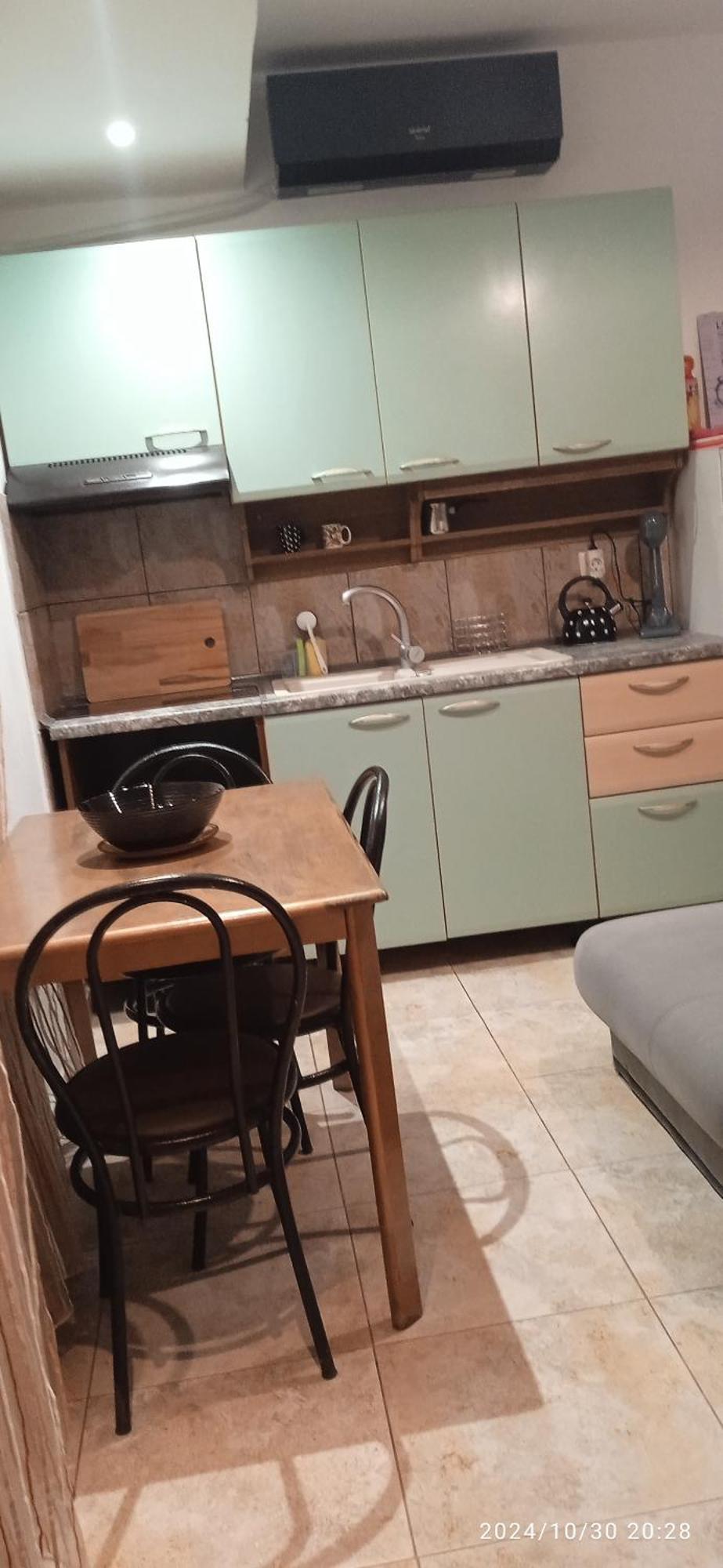 Roses Apartments 尼亚米卡尼奥纳 外观 照片